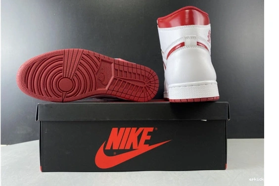 Rep EP Jordan Red AIR 1 Retro (2017) 555088-103 555088-103 Metallic 0315